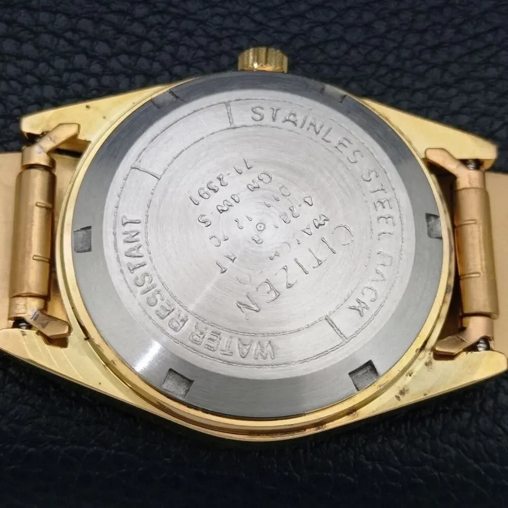Vintage 1989 Citizen Automatic Mens Gold Watch W/daydate & Gold Accents